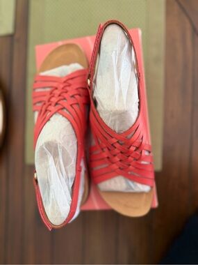 Easy Spirit Mar coral pink Woven Slingback Sandals